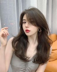 -丝语萱形象