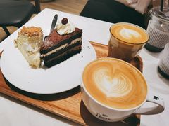 经典栗子蛋糕-Peet's Coffee皮爷咖啡(德基店)