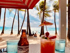 -Cha Cha's Beach Cafe