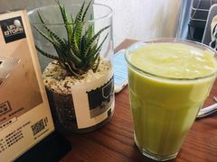牛油果奶昔-UPPER KITCHEN(延安路店)