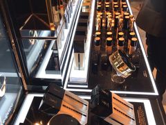 -SAINT LAURENT(海港城店)