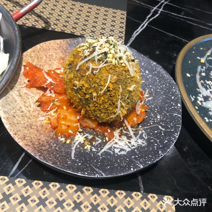 KCOOKING概念韩餐(世茂52+店)墨鱼芝士饭团图片