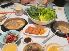 -泓炙颐凤鲜海鲜火锅料理(桐乡店)