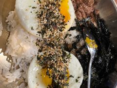 -明洞阿姨·韩式酱蟹烤肉·创意料理(三元桥店)