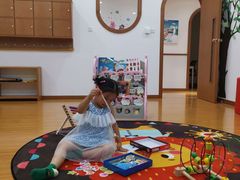 -抱抱熊托育中心(大悦城店)