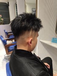 -PE SALON