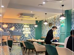 大堂-东鑫记港式茶餐厅(南京东路店)