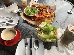 -必胜客(上海新南方商城PH店)
