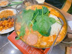 部队火锅-秀男家米肠汤饭