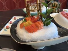 -鼎泰亨·海鲜牛肉餐厅(滨江店)