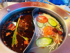 -钢管厂五区小郡肝串串香(滨江店)