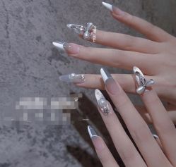 -LILY NAILS美甲美睫