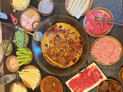 -渝井巷重庆老火锅(沈阳吉祥店)