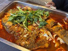 -老街烧烤大排档·地道湖北菜·龙虾馆(汉口火车站店)