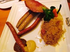 -LENBACH兰巴赫西餐啤酒坊(大连星海广场店)