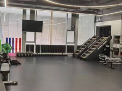-懒人Club健身(卓越时代广场店)