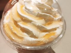 -瑞幸咖啡(怡富广场店)