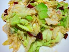 爆炒牛心菜-新興传承烤鸭