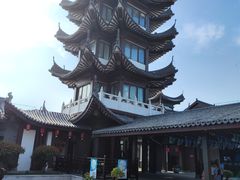 -慈城服务区-停车场