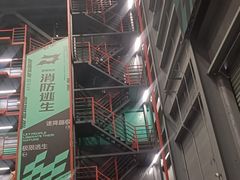 -极限PLAY运动娱乐新世界·团建派对表演休闲馆·室内高空游乐园