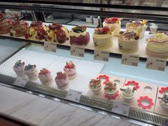 -花花卷卷·鲜食蛋糕(泉屋店)