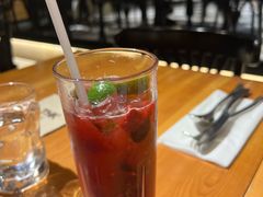 圣诞小红莓莫吉托-TIAGO HOME KITCHEN(王府中环店)