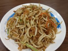 笨豆芽炒粉-满园烤鸭·春饼(太原街万达店)