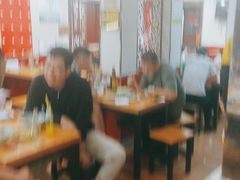 大堂-门框胡同百年卤煮(新街口店)