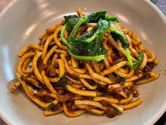 油鸡枞炒饵丝-半山腰·云南菜(侨福芳草地店)
