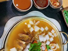 -顶顶汤火牛排火锅·经典铜锅涮肉