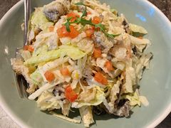 苹果炸鱼皮沙拉-港丽餐厅(高德置地店)