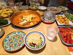 -洱火云南酸菜牛肉火锅(石景山当代商城店)