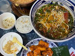 -蜗牛小馆醉乡民谣云南菜(惠新西里店)