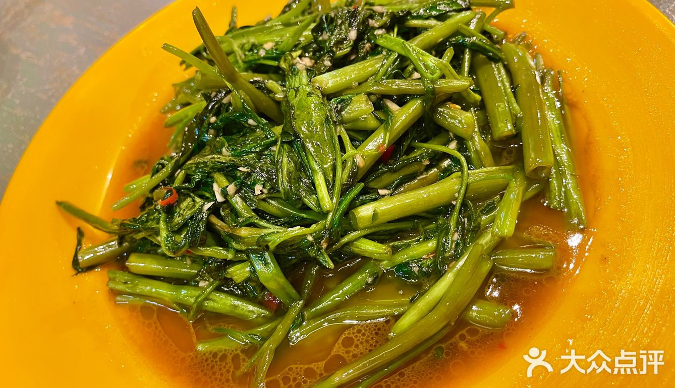 应该是属于泰国简餐，价格不贵