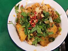 农家小洋芋-巷子里头麻辣烫火锅串串(立秦广场店)