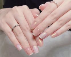 -悦指间美甲美睫