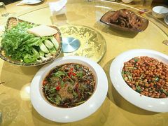 -靠山屯东北农家菜(八龙桥雅苑店)