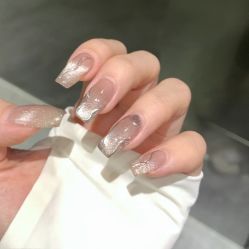 -悦指间美甲美睫