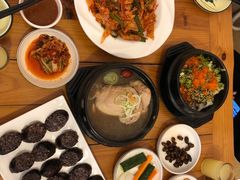 -长寿参鸡汤(朝韩风情街店)