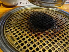 -唯成•韩国炭火烤肉 유성고기