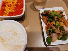 -老乡鸡(上海巴黎春天浦建店)