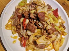 小炒嫩牛肉-隔壁老王·家常云南菜(花巷店)