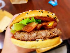 安格斯厚牛培根堡-麦当劳(天津站三店)