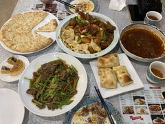 -汗腾格里·风味餐厅(新疆驻京办店)