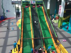 -蒙特利亲子乐园