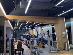 -威克健身游泳(万菱汇店)