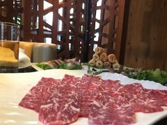 -辉哥火锅(虹桥路店)