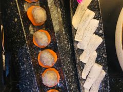 手作咸蛋黄虾滑-哥老官重庆美蛙鱼头(松江地中海十八哥店)