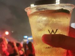 -池畔酒吧 WET Bar