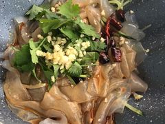 东北大拉皮-95号酱骨·一块豆腐(展春园西路店)